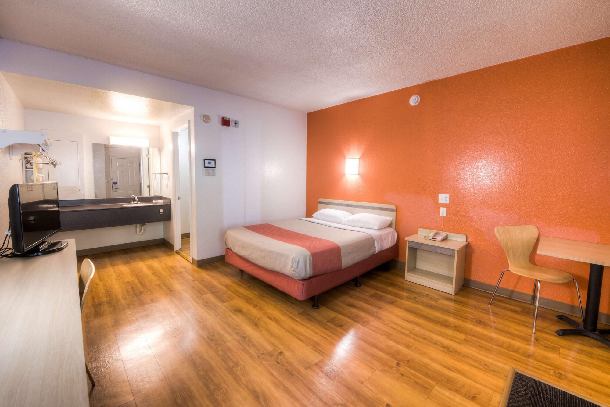 Motel 6-Niantic, Ct - New London Экстерьер фото