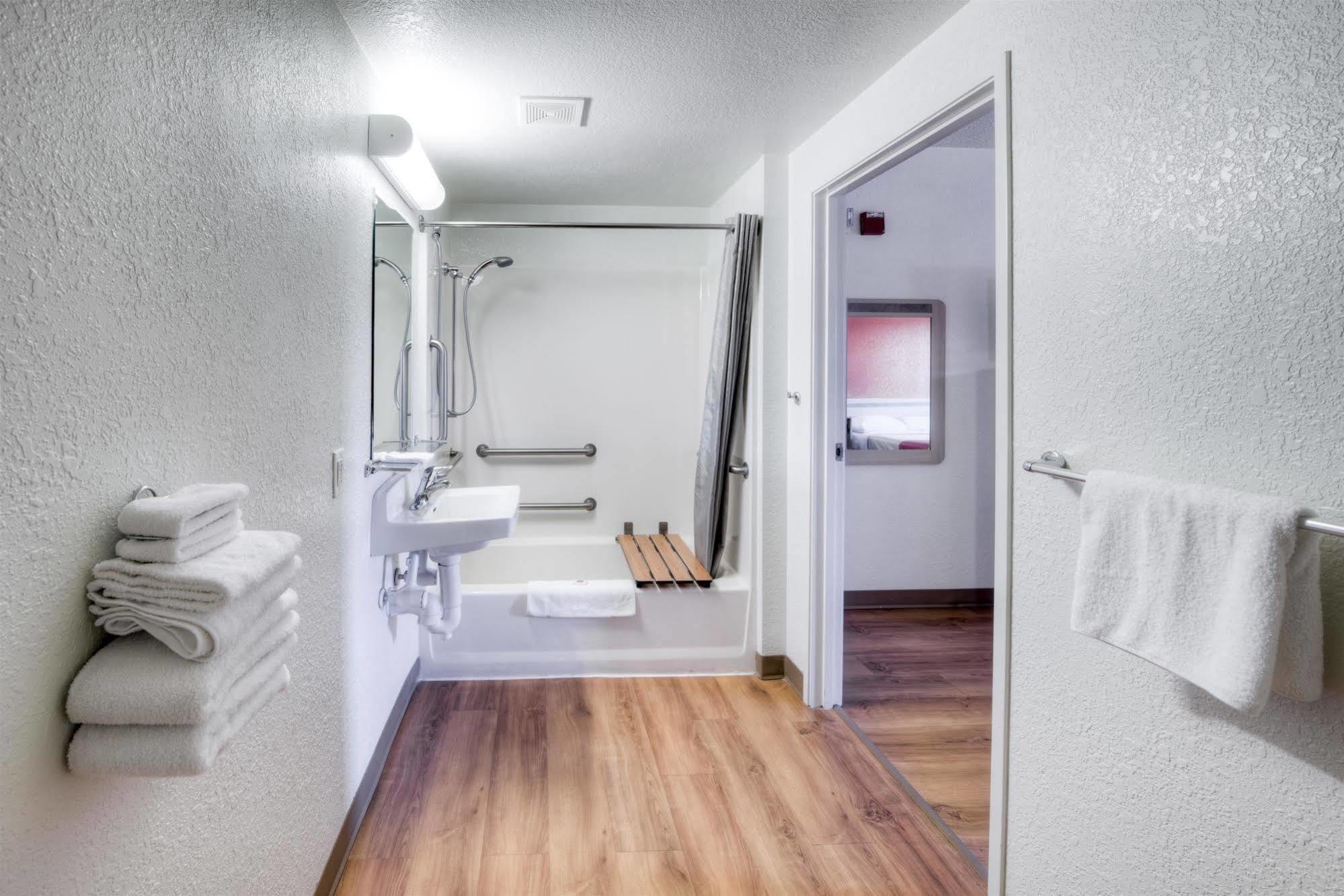 Motel 6-Niantic, Ct - New London Экстерьер фото