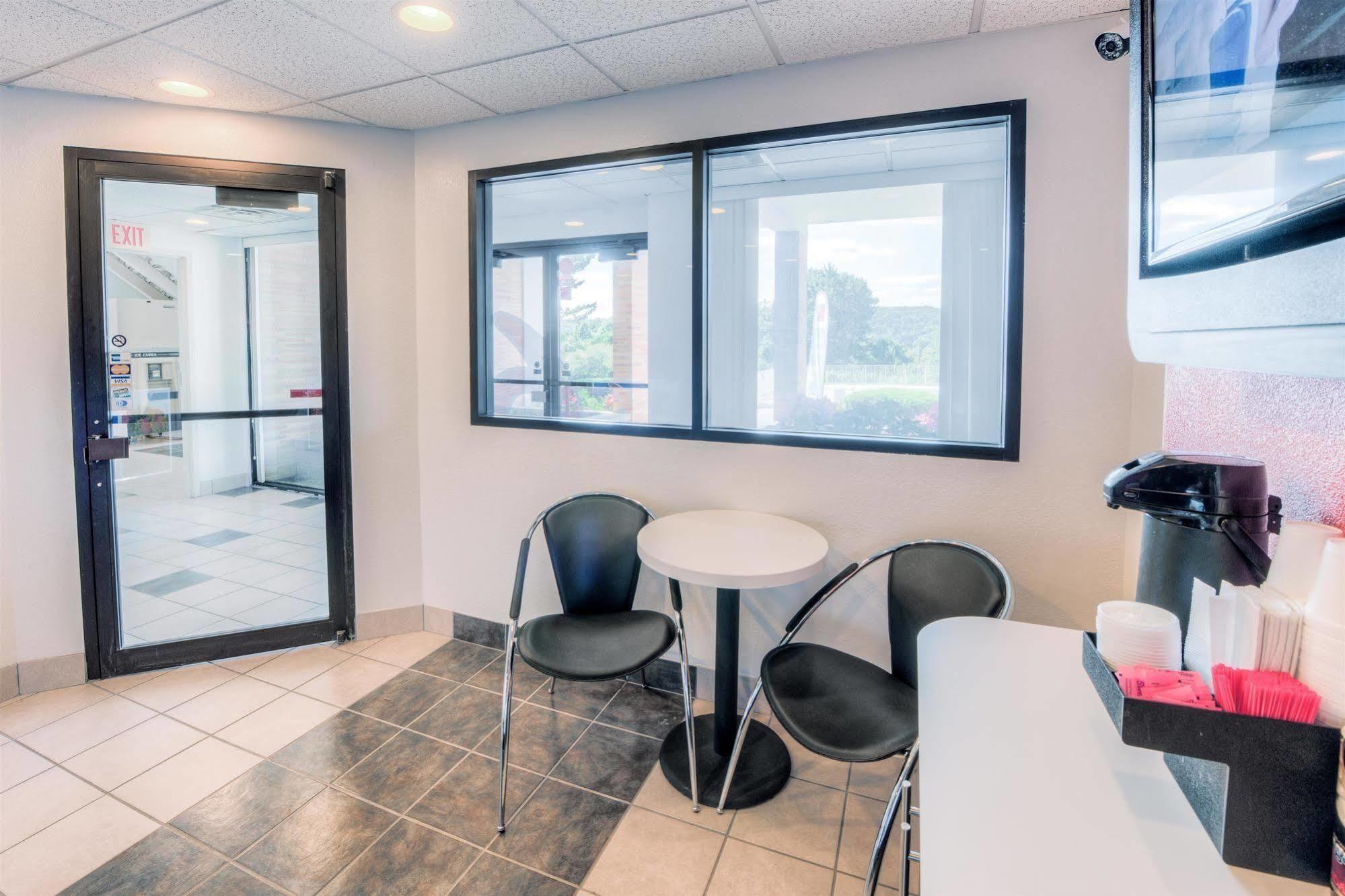 Motel 6-Niantic, Ct - New London Экстерьер фото