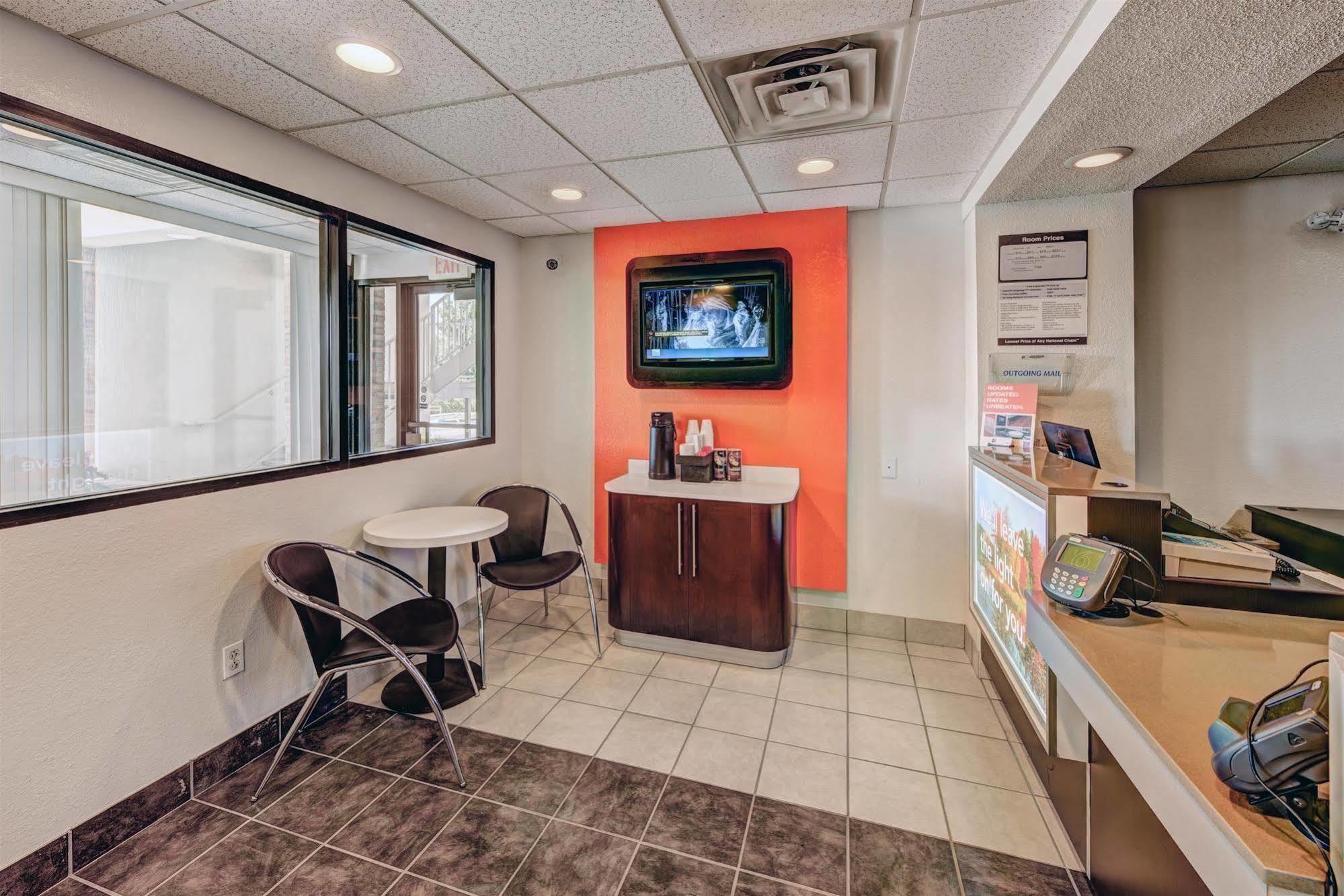 Motel 6-Niantic, Ct - New London Экстерьер фото