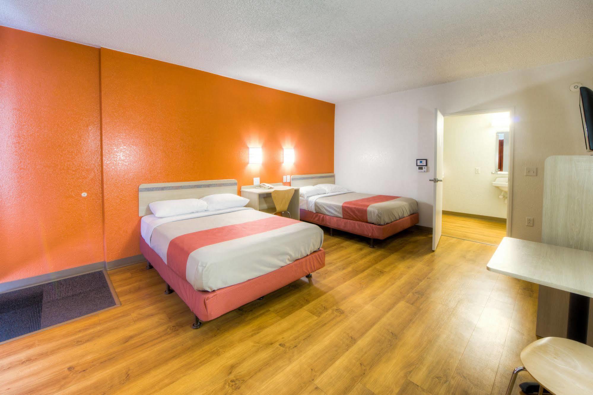 Motel 6-Niantic, Ct - New London Экстерьер фото