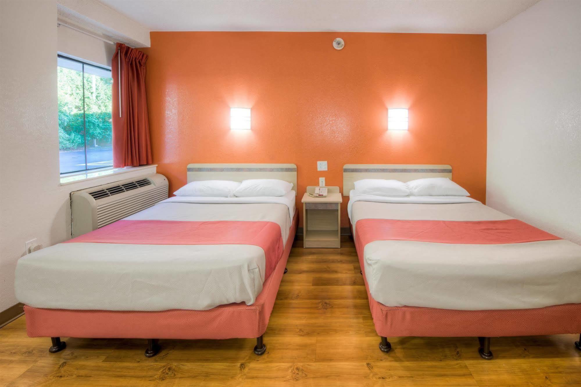 Motel 6-Niantic, Ct - New London Экстерьер фото