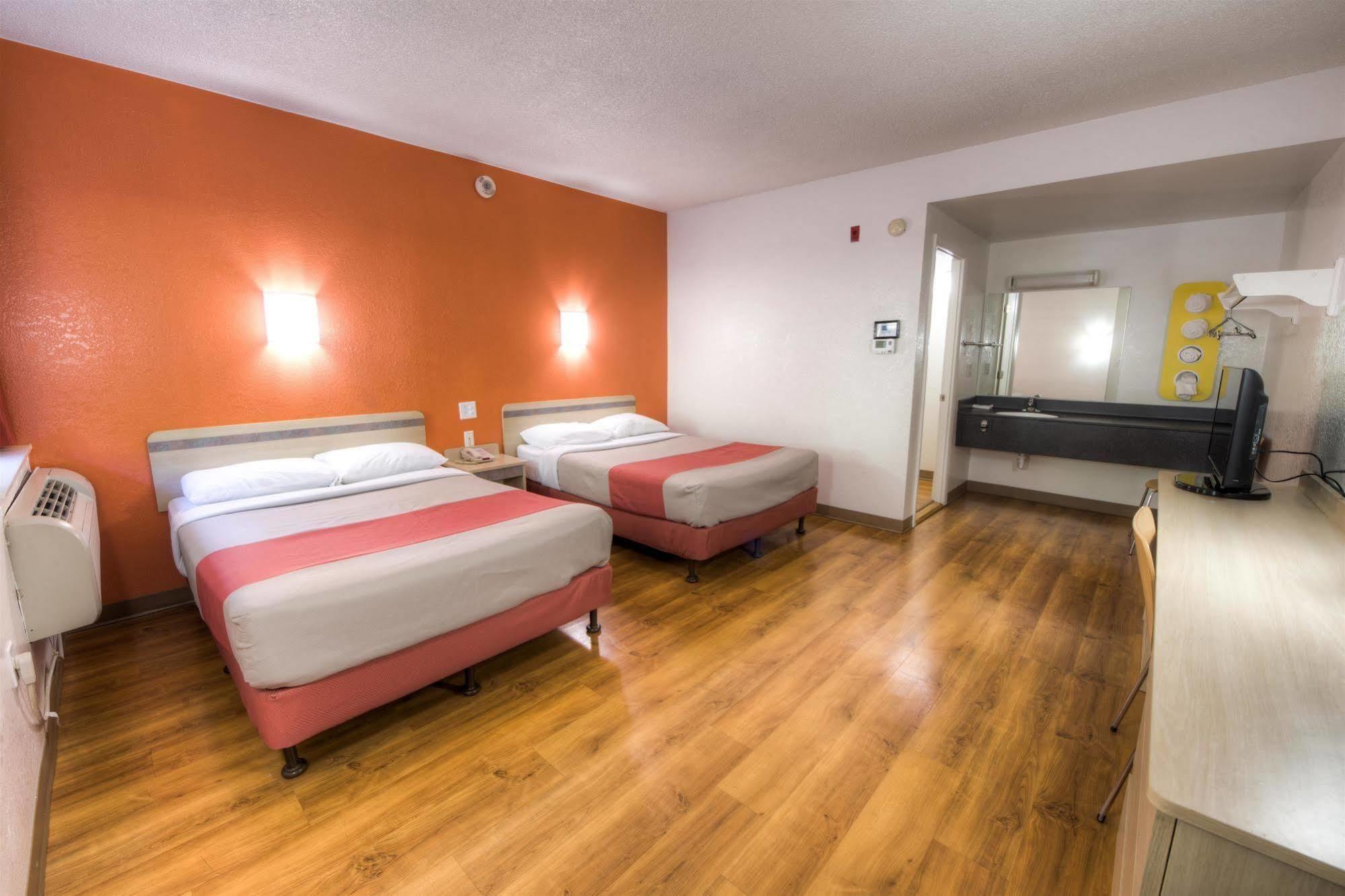 Motel 6-Niantic, Ct - New London Экстерьер фото