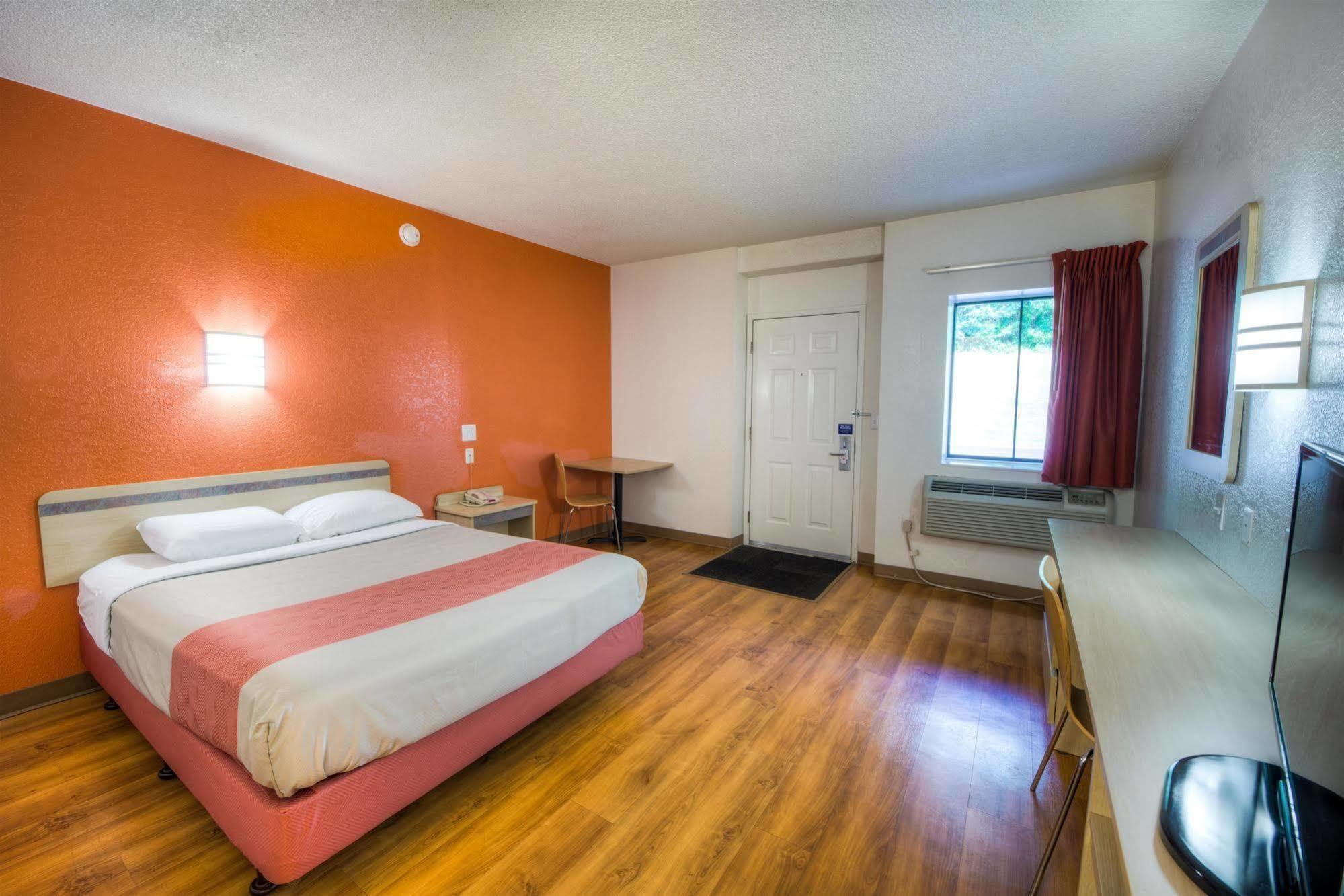 Motel 6-Niantic, Ct - New London Экстерьер фото